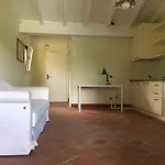 Casetta In Giardino Con Piscina * Луино