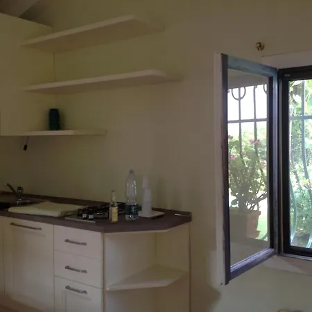 Casetta In Giardino Con Piscina Σπίτι διακοπών *